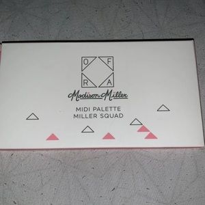 Ofra x Madison Miller cheek palette
